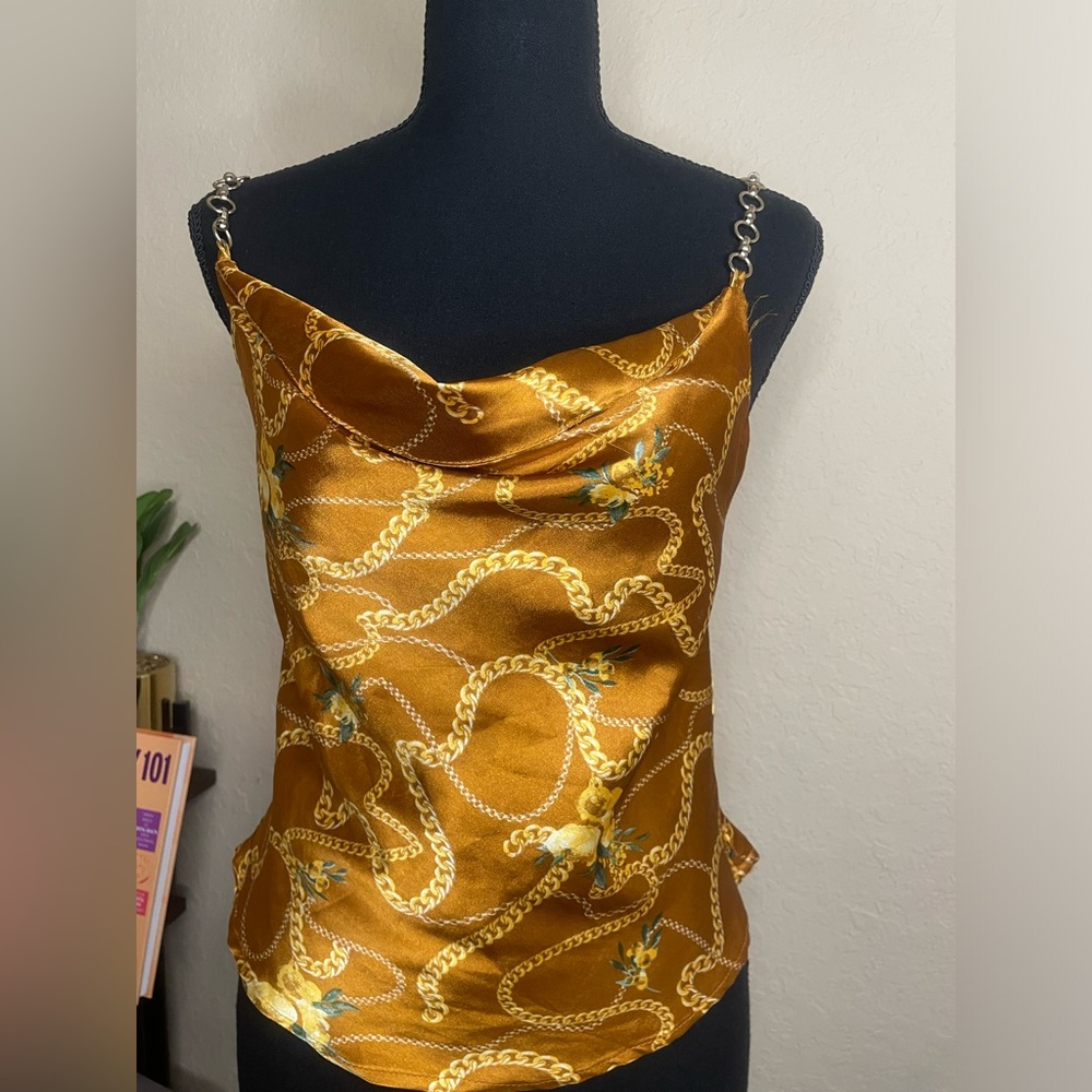 Y2K silk printed  Gold print tank top with Gold detailing size S‎ vintage
